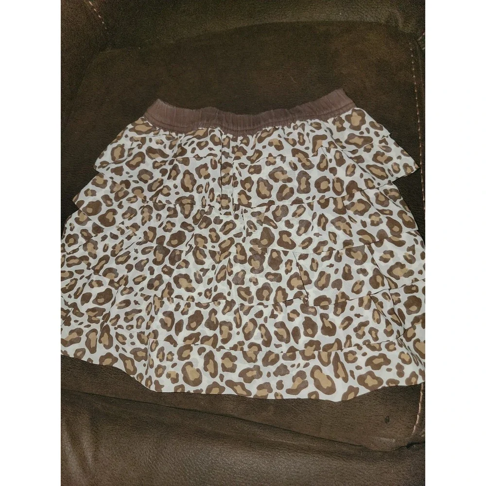 Gymboree parisian chic dog top size 5 leopard skirt size 6‎